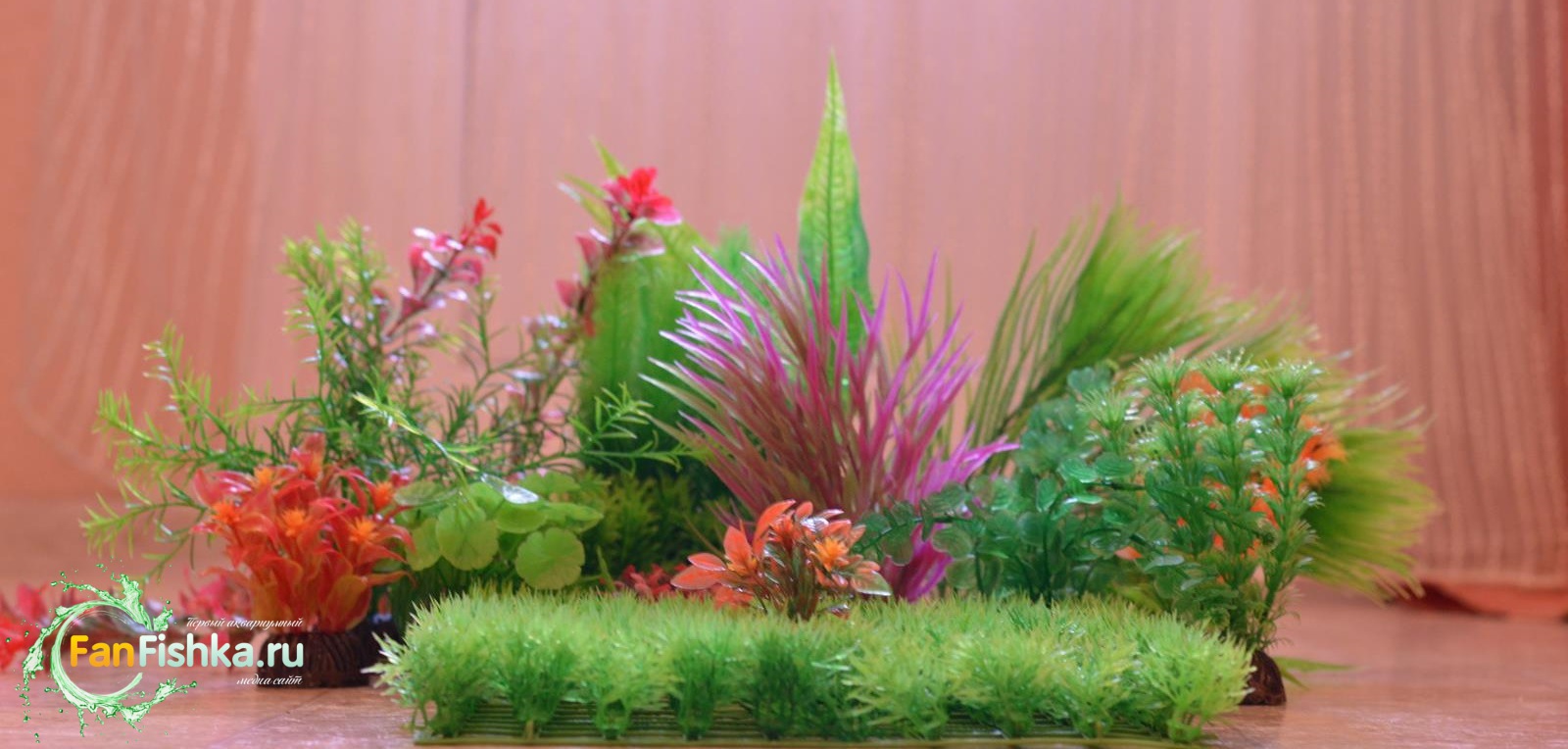 Все об искусственных растениях для аквариума, примеры оформления:  кораллами, корягами, камнями, водорослями